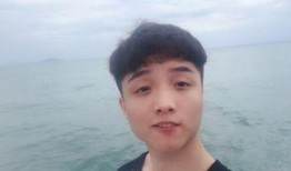 圈内爆料小龙是谁啊图片,小龙身份之谜，圈内爆料引发热议